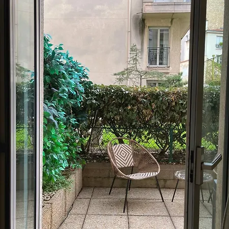 Apartment Tour Eiffel Paris