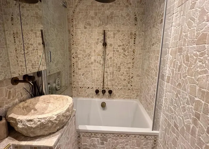 Splendidis By Carole